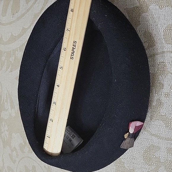 BLUE LABEL CRESTBRIDGE BERET CAP RARE - Picture 7 of 8